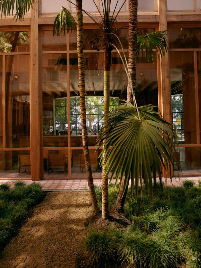 Rooms Hotel Batumi Exterior foto