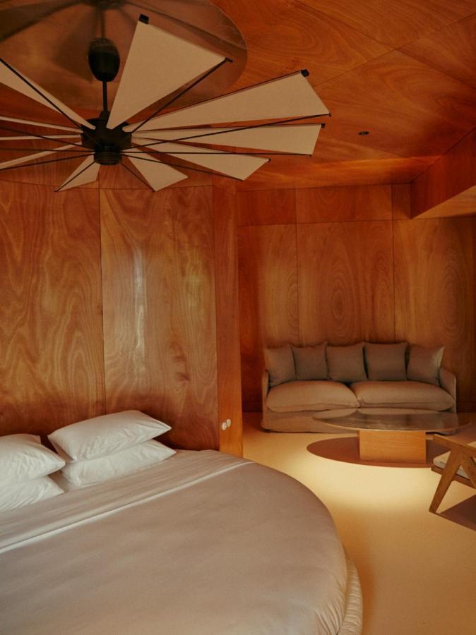 Rooms Hotel Batumi Exterior foto